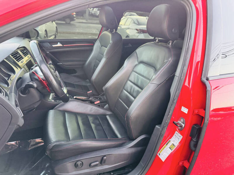 2016 Volkswagen Golf GTI Autobahn