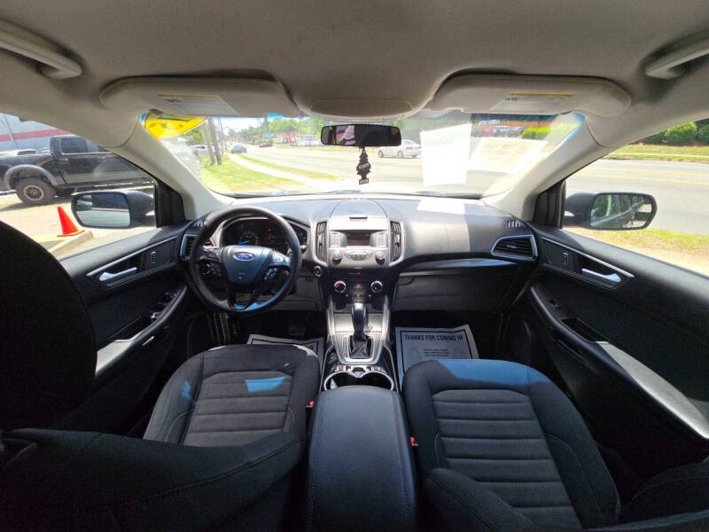 2015 Ford Edge SE