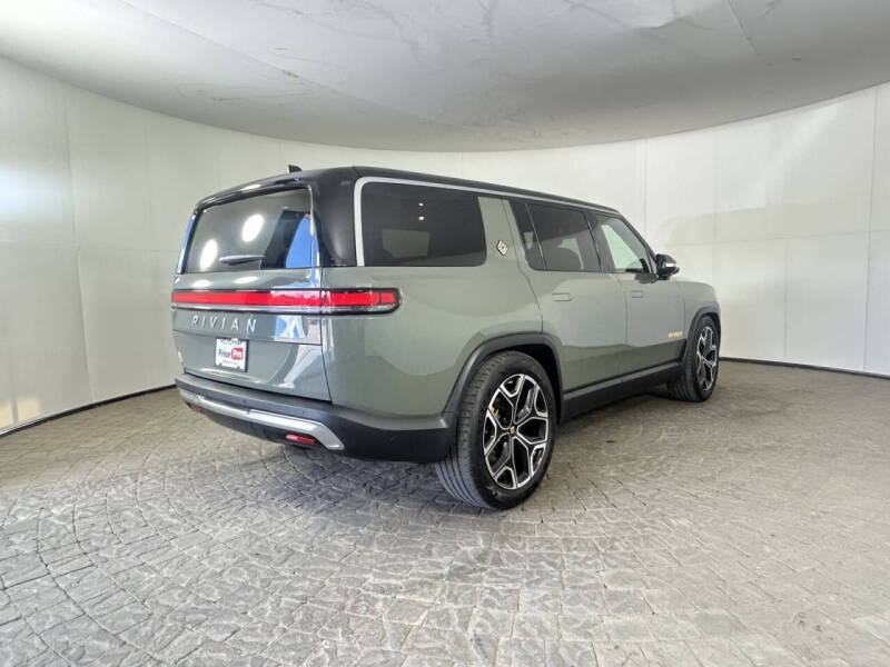 2022 Rivian R1S Launch Edition