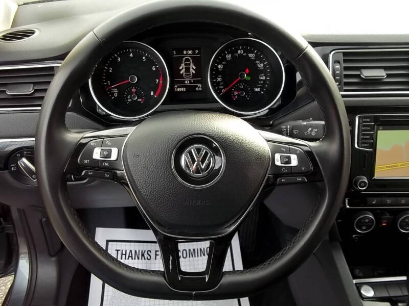 2017 Volkswagen Jetta 1.8T SEL Premium