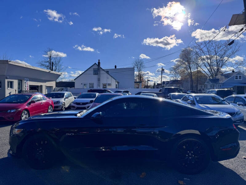 2015 Ford Mustang GT Premium photo 4