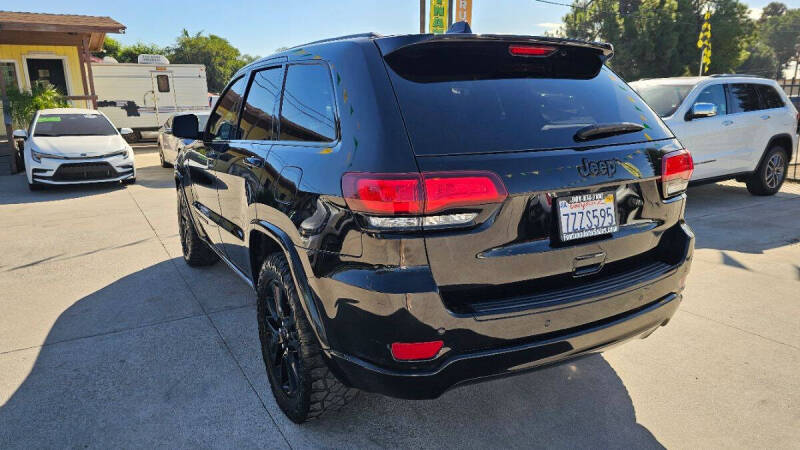 2017 Jeep Grand Cherokee Altitude