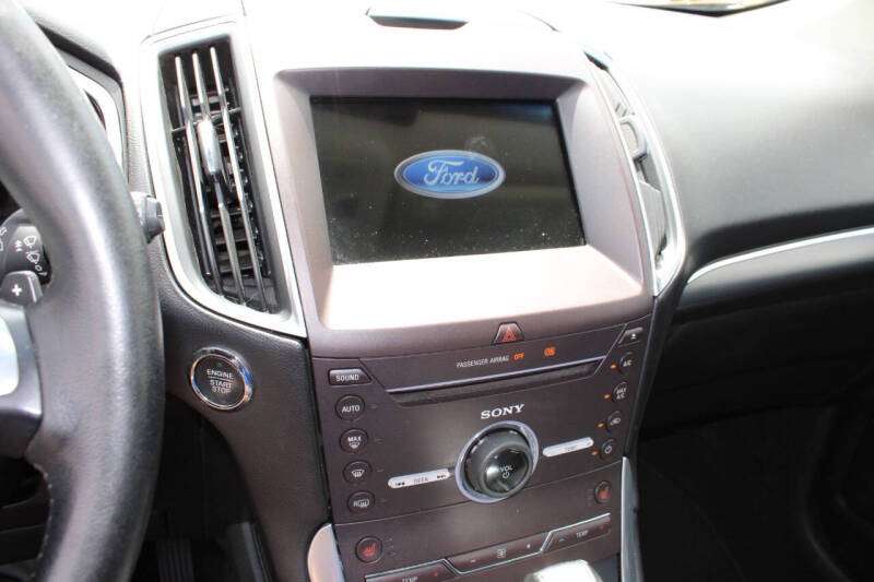 2016 Ford Edge Titanium