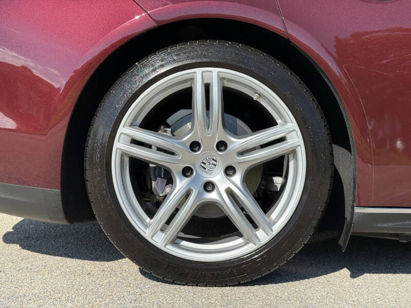 2018 Porsche Panamera 4 Executive