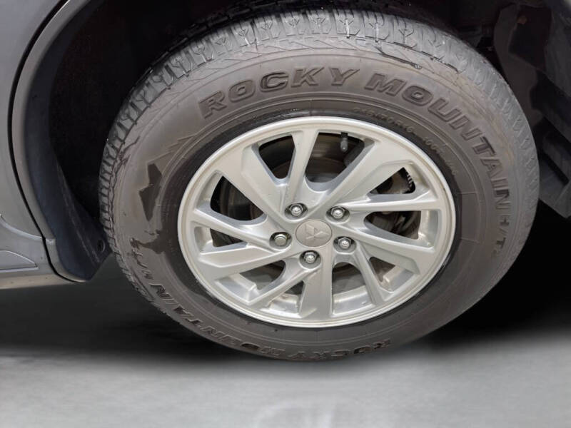 2019 Mitsubishi Eclipse Cross ES