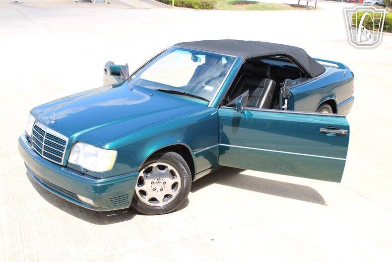 1994 Mercedes-Benz E-Class E 320