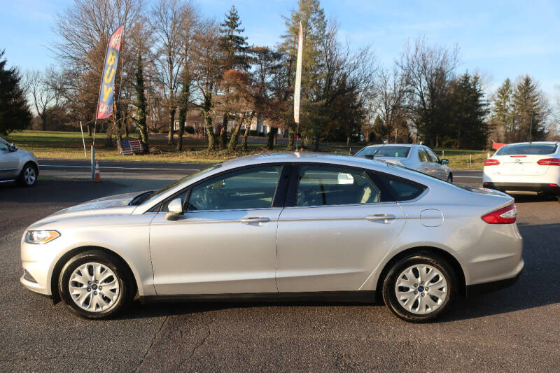 2013 Ford Fusion for sale at GEG Automotive in Gilbertsville PA