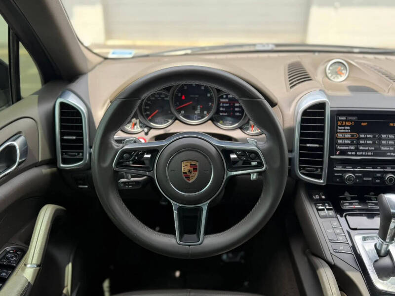 2016 Porsche Cayenne