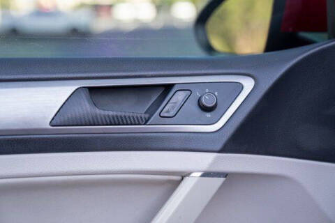 2015 Volkswagen Golf TSI S