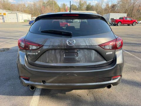 2017 Mazda MAZDA3 Sport