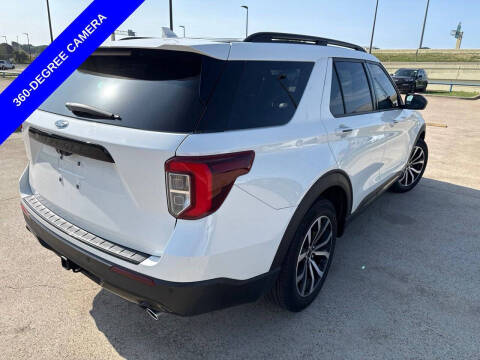 2023 Ford Explorer ST-Line