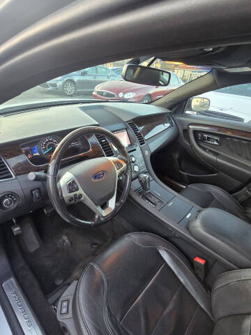 2013 Ford Taurus Limited