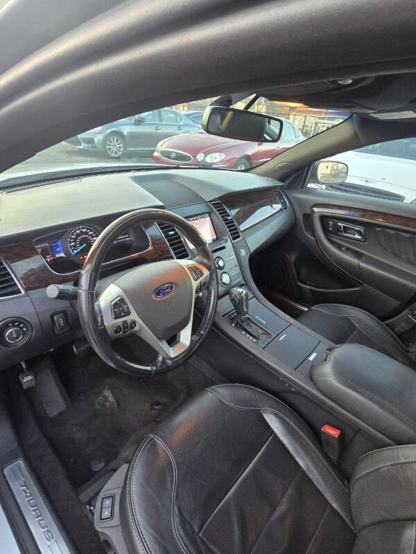 2013 Ford Taurus Limited