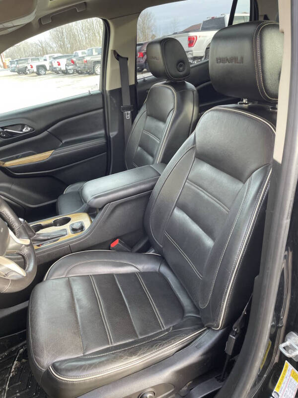 2017 GMC Acadia Denali