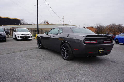 2022 Dodge Challenger SXT