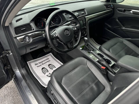 2018 Volkswagen Passat 2.0T SE