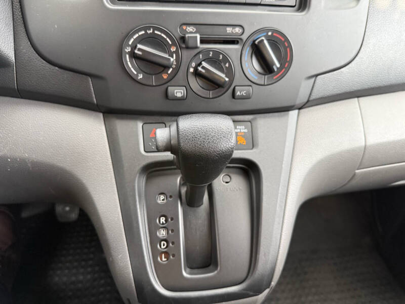 2018 Nissan NV200 S