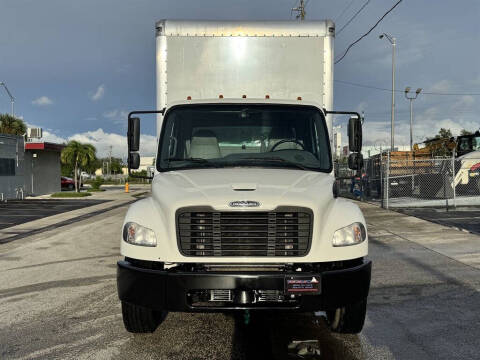 2022 Freightliner M2 106