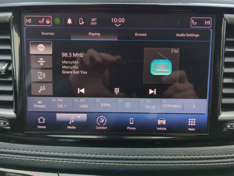 2023 Chrysler Pacifica Plug-In Hybrid Touring L