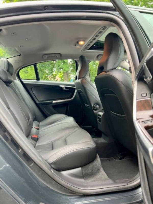 2013 Volvo S60 T5 Premier Plus