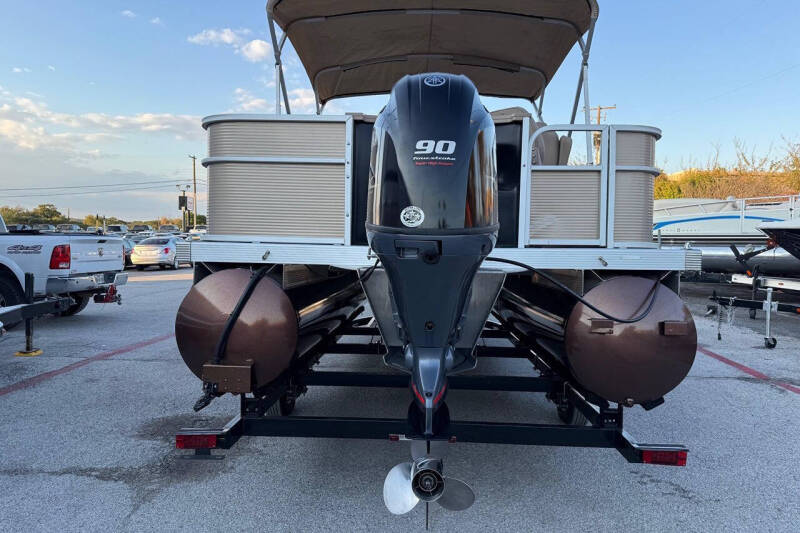 2020 Bennington 21 SF