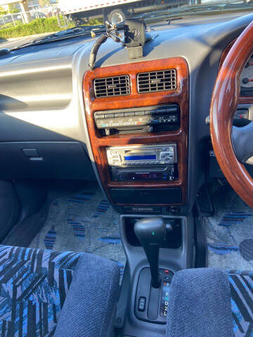 1998 Daihatsu Pyzar Charade