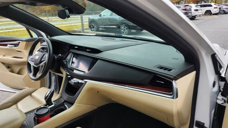 2017 Cadillac XT5 Premium Luxury