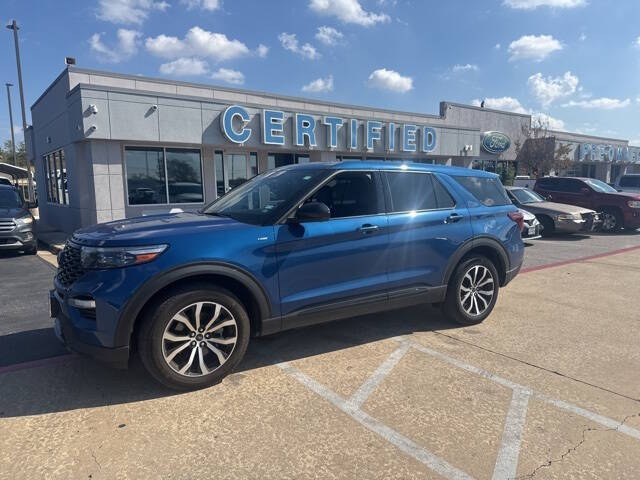 2022 Ford Explorer ST-Line