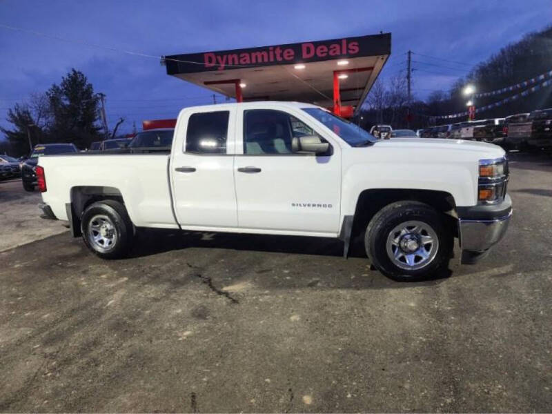 2014 Chevrolet Silverado 1500 for sale at Dynamite Deals LLC in Arnold MO