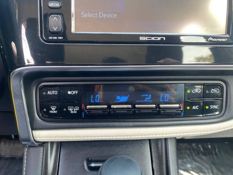 2016 Scion iM
