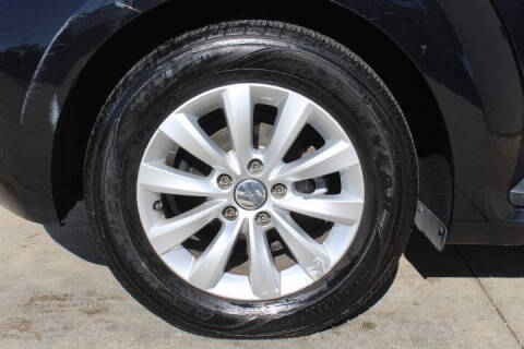 2016 Volkswagen Beetle