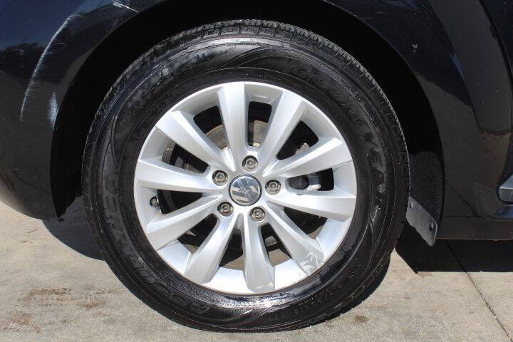 2016 Volkswagen Beetle