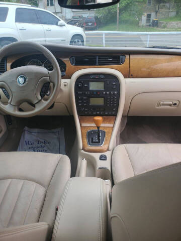 2002 Jaguar X-Type 2.5