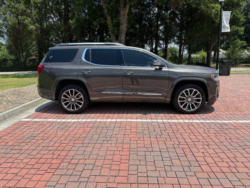 2020 GMC Acadia Denali