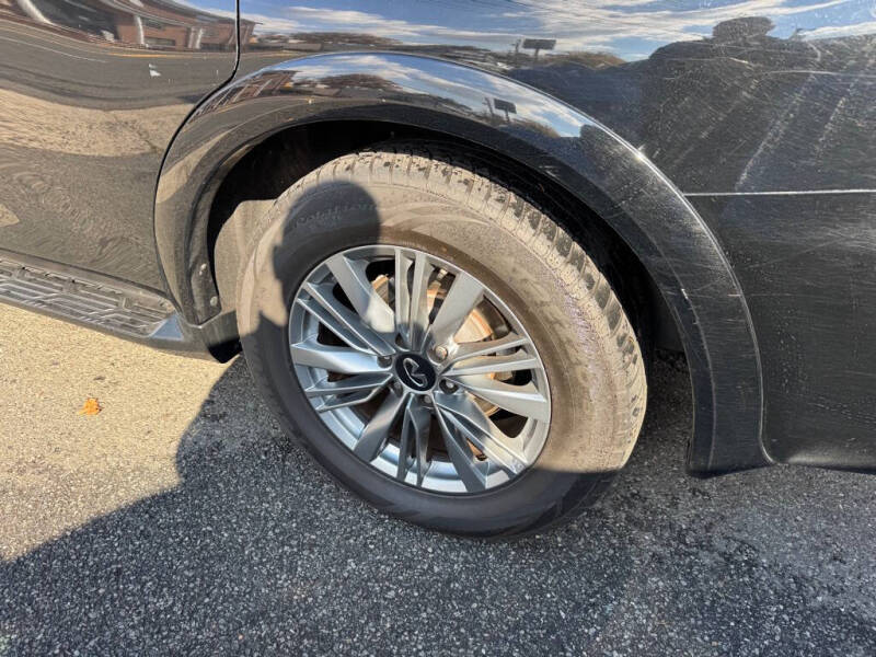 2021 Infiniti QX80 Luxe