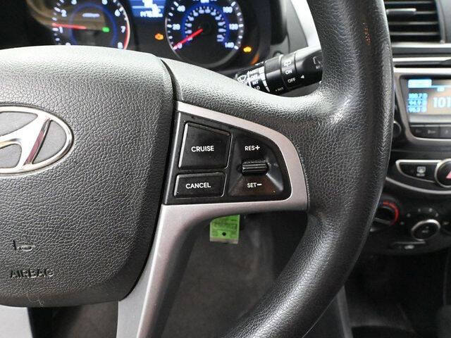 2017 Hyundai Accent SE