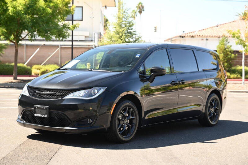 2018 Chrysler Pacifica Touring Plus