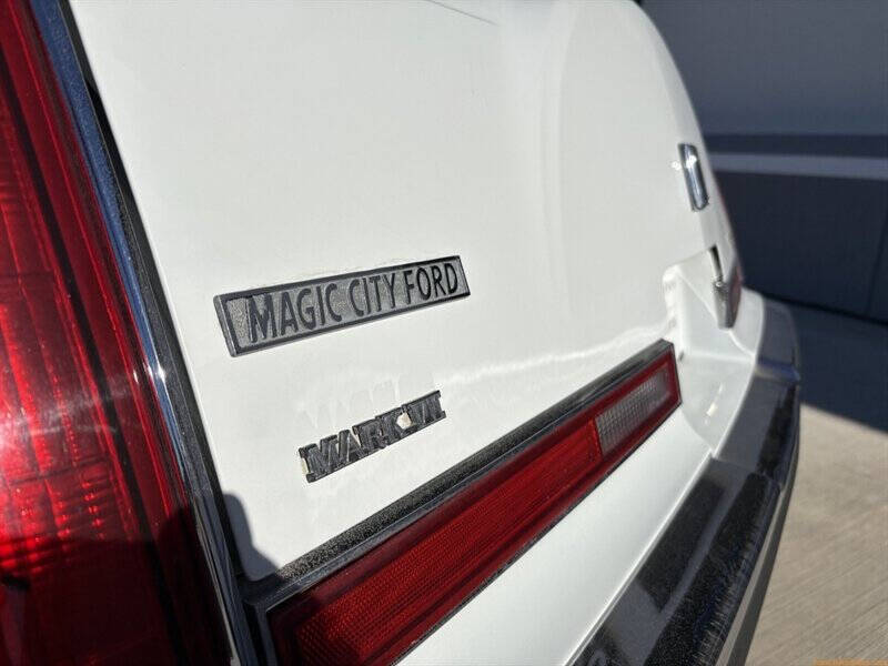 1989 Lincoln Mark VII LSC