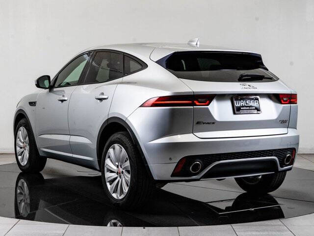 2019 Jaguar E-PACE P300 R-Dynamic SE