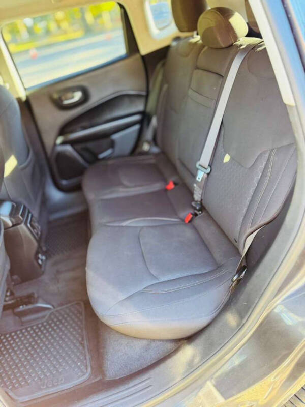 2018 Jeep Compass Sport