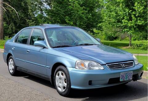 1999 Honda Civic for sale at CLEAR CHOICE AUTOMOTIVE in Milwaukie OR