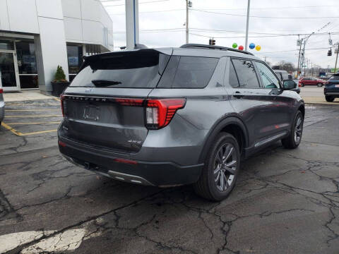 2025 Ford Explorer Active
