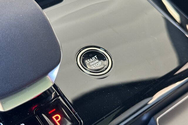 2025 Land Rover Range Rover Sport P400 Dynamic SE