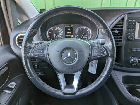 2017 Mercedes-Benz Metris