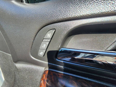 2011 GMC Yukon Denali