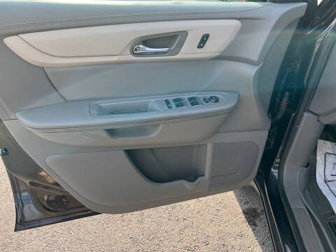 2017 Chevrolet Traverse LS