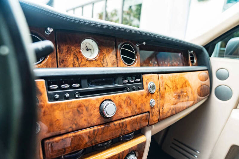 2004 Rolls-Royce Phantom