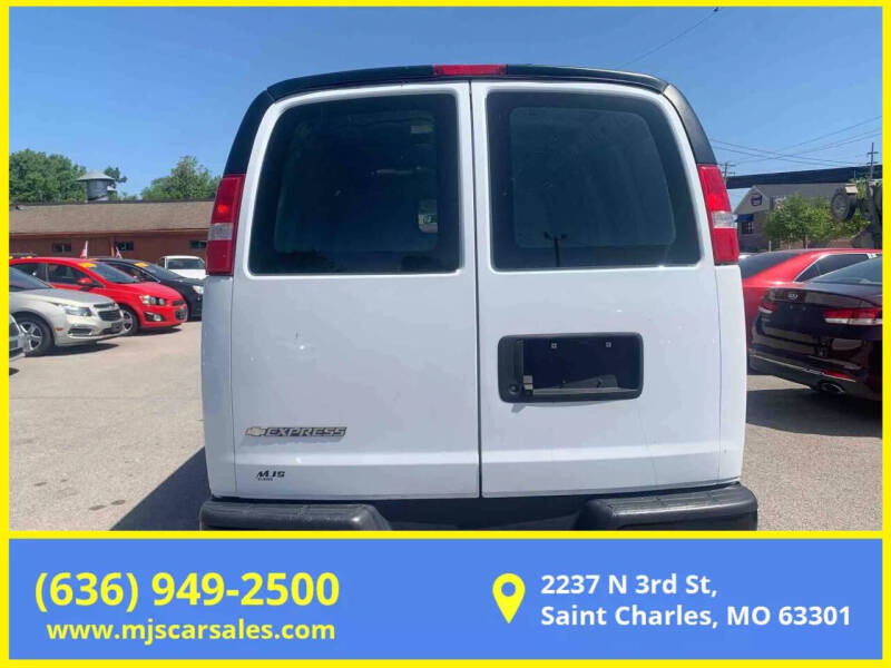 2018 Chevrolet Express 2500