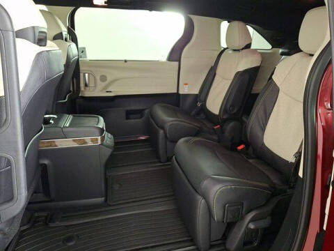 2026 Toyota Sienna Platinum 7-Passenger