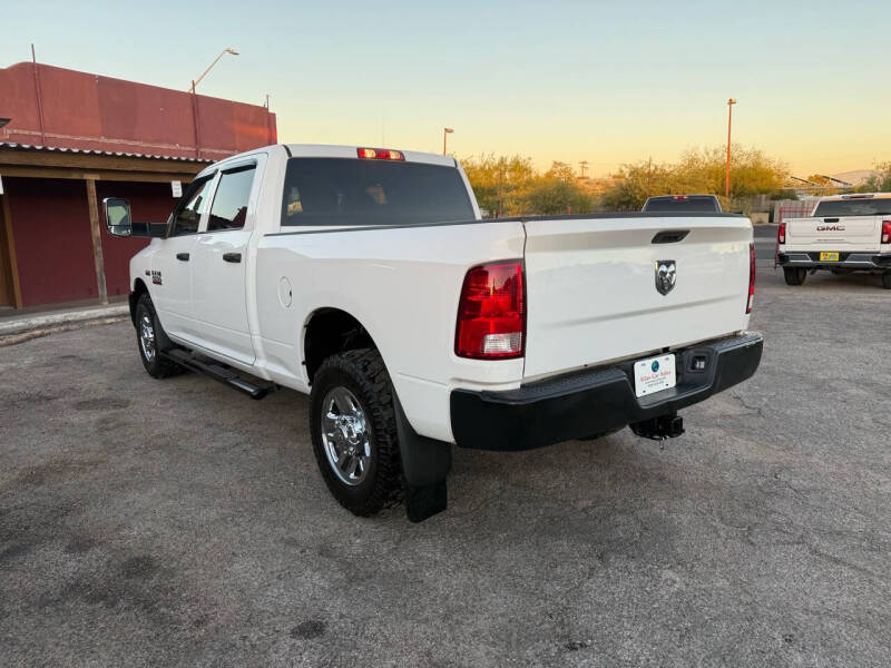 2018 RAM Ram 2500 Pickup Tradesman photo 36